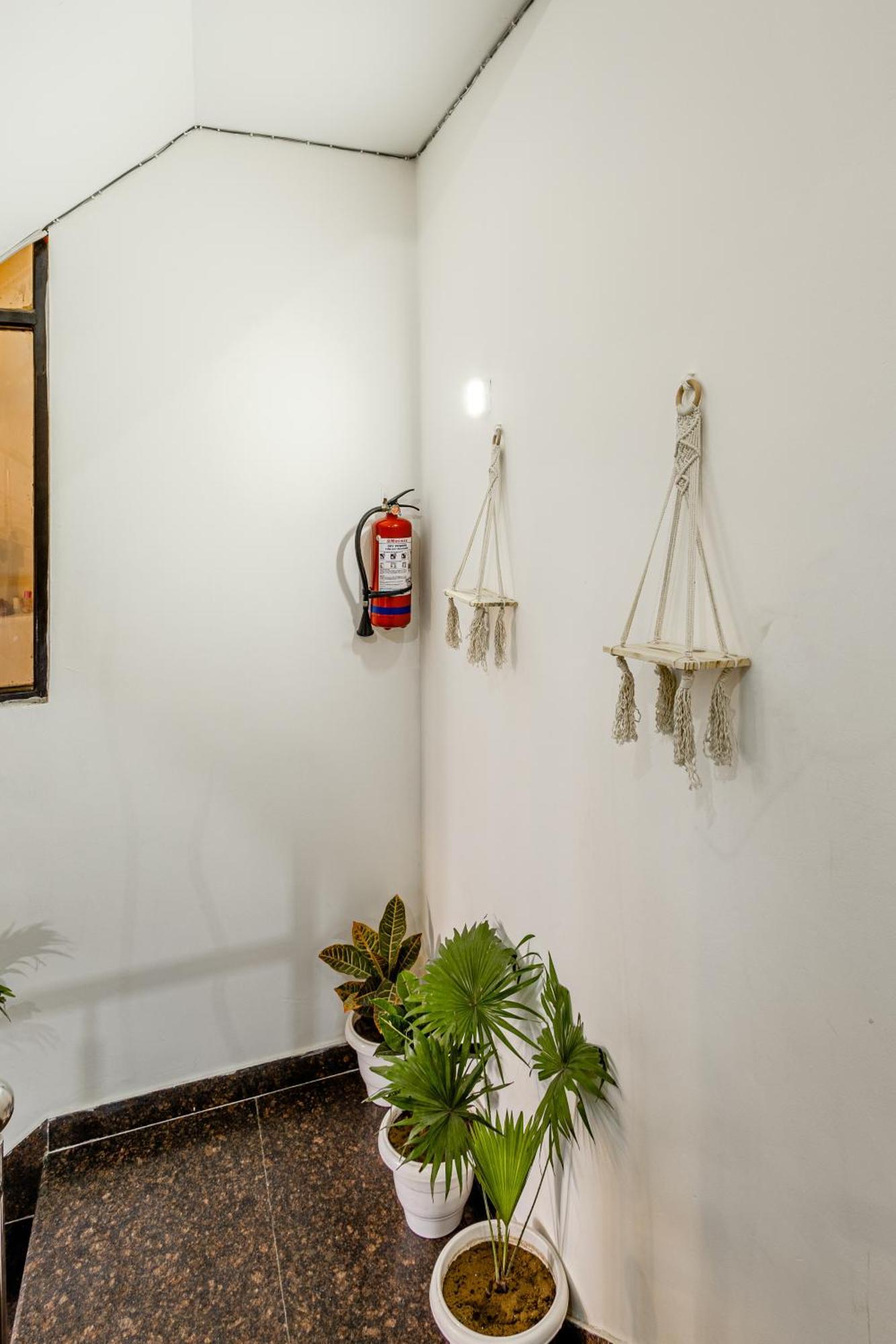 Lime Tree Service Apartment Golf Course Road, คูร์เคาน์ ภายนอก รูปภาพ