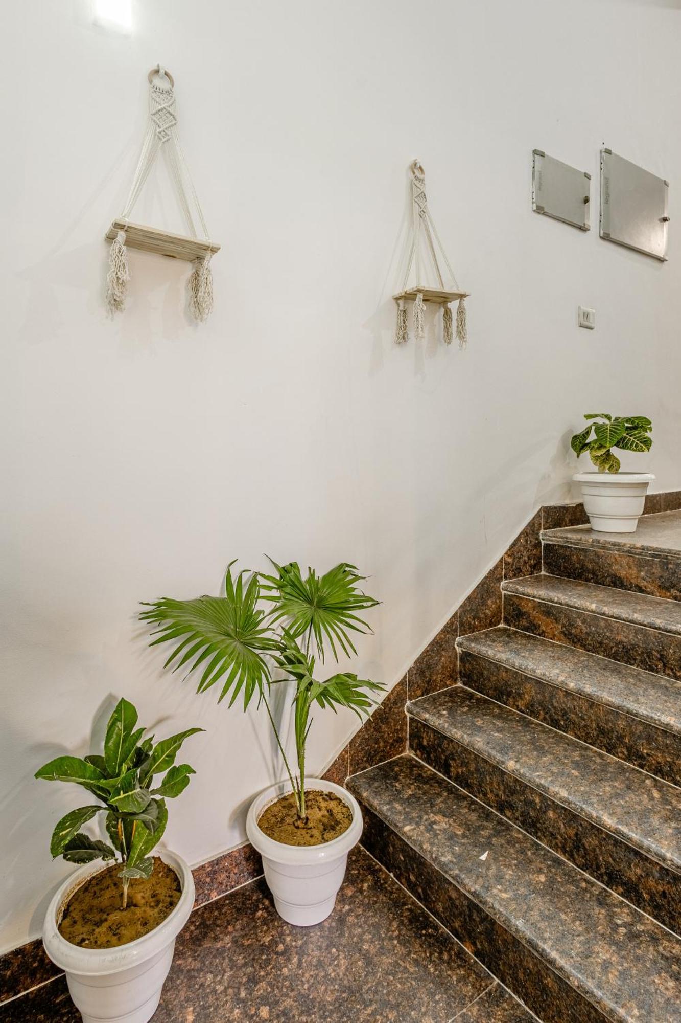 Lime Tree Service Apartment Golf Course Road, คูร์เคาน์ ภายนอก รูปภาพ